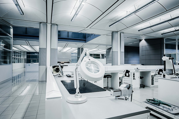 Фотография: Офис в стиле Современный, Хай-тек, Декор интерьера, Офисное пространство, Дома и квартиры, Минимализм, Проект недели – фото на INMYROOM