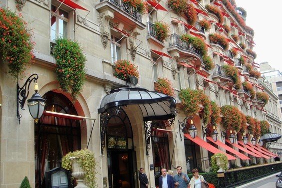 Фотография: Архитектура в стиле Классический, Современный – фото на INMYROOM