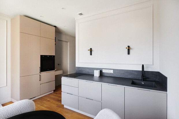 Фотография: Кухня и столовая в стиле Современный, Минимализм, Квартира, Проект дня, Москва, 2 комнаты, 40-60 метров, Евгения Акимова, ЖК «RiverSky» – фото на INMYROOM