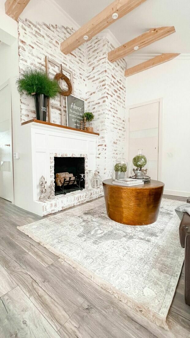 Фотография: Гостиная в стиле Прованс и Кантри, Ремонт на практике – фото на INMYROOM