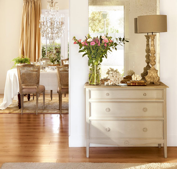 Фото из портфолио Гостиная – фотографии дизайна интерьеров на INMYROOM