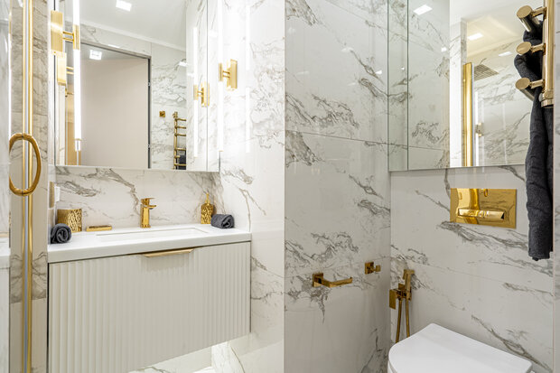 Фотография: Ванная в стиле Классический, Современный, Малогабаритная квартира, Квартира, Проект недели, Москва, Сталинка, 2 комнаты, 40-60 метров, Gold Interiors – фото на INMYROOM