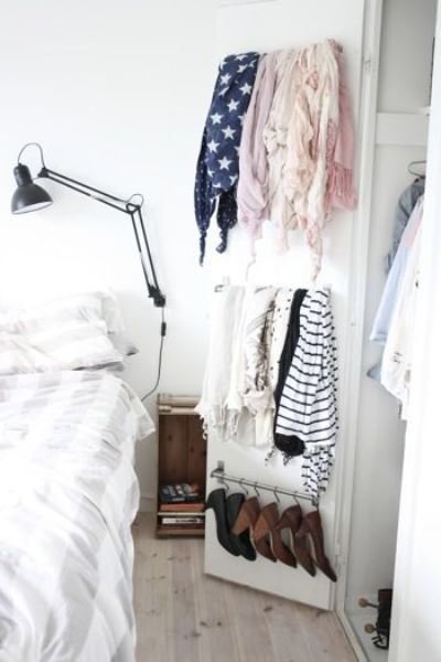 Фотография: в стиле , Гардеробная, Советы, хранение вещей в малогабаритке, хранение вещей, организация хранения – фото на INMYROOM Фотография: в стиле , Гардеробная, Советы, хранение вещей в малогабаритке, хранение вещей, организация хранения – фото на INMYROOM