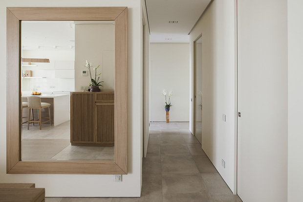 Фотография: Прихожая в стиле Восточный, Минимализм, Квартира, Проект недели, Москва, Эко, новостройка, Ариана Ахмад, Татьяна Карякина, Монолитный дом, 4 и больше, Более 90 метров – фото на INMYROOM