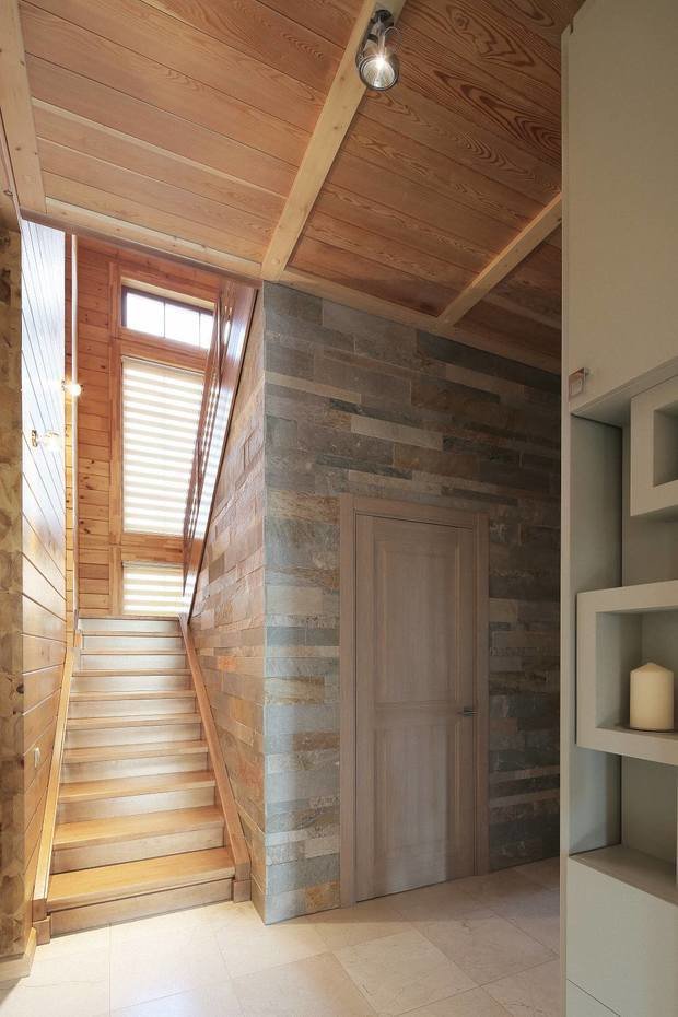 Фотография: Прихожая в стиле Эко, Прованс и Кантри, Дом, Проект недели, Московская область, Александр Петунин, Анна Полева – фото на INMYROOM