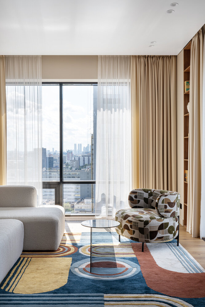 Фотография: Гостиная в стиле Современный, Квартира, Проект дня, Москва, 3 комнаты, 60-90 метров, Анна Коробко, Дмитрий Коробко – фото на INMYROOM