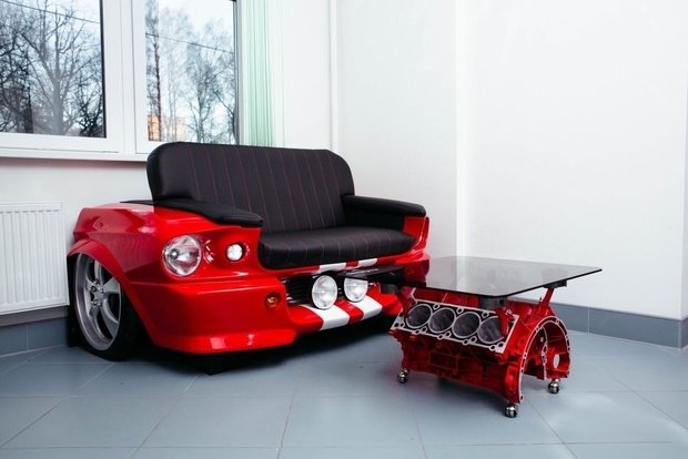 Фото из портфолио Диван из Ford Mustang – фотографии дизайна интерьеров на INMYROOM