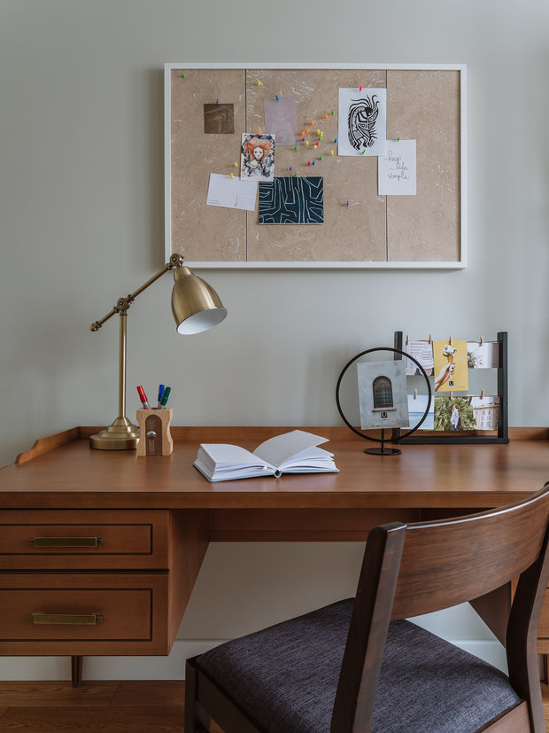 Фотография: Кабинет в стиле Классический, Квартира, Проект недели, Москва, Панельный дом, 4 и больше, Более 90 метров, Наталья Широкорад, П-44Т – фото на INMYROOM