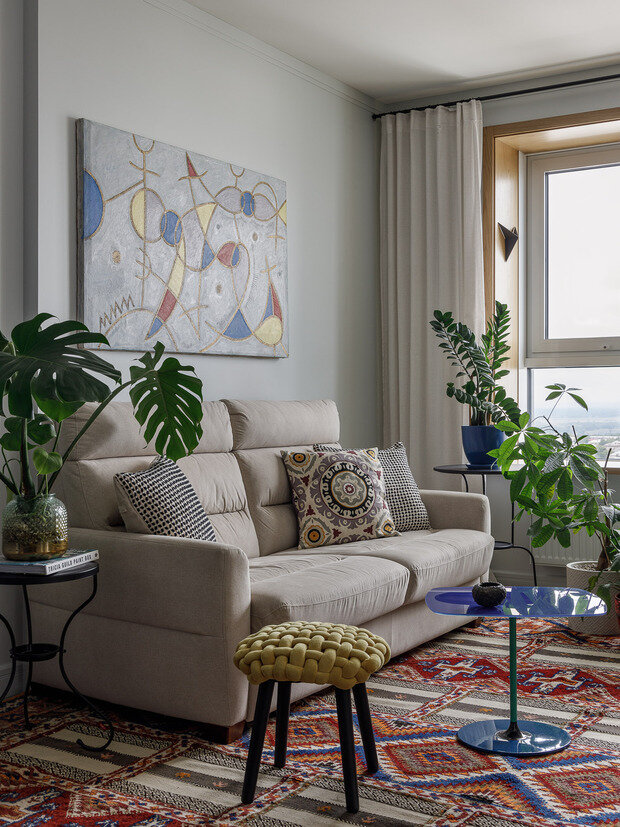 Фотография: Гостиная в стиле Скандинавский, Современный, Эклектика, Квартира, Проект дня, Монолитный дом, 4 и больше, Более 90 метров, Уфа, Лилия Асфандиярова, Винтажный – фото на INMYROOM