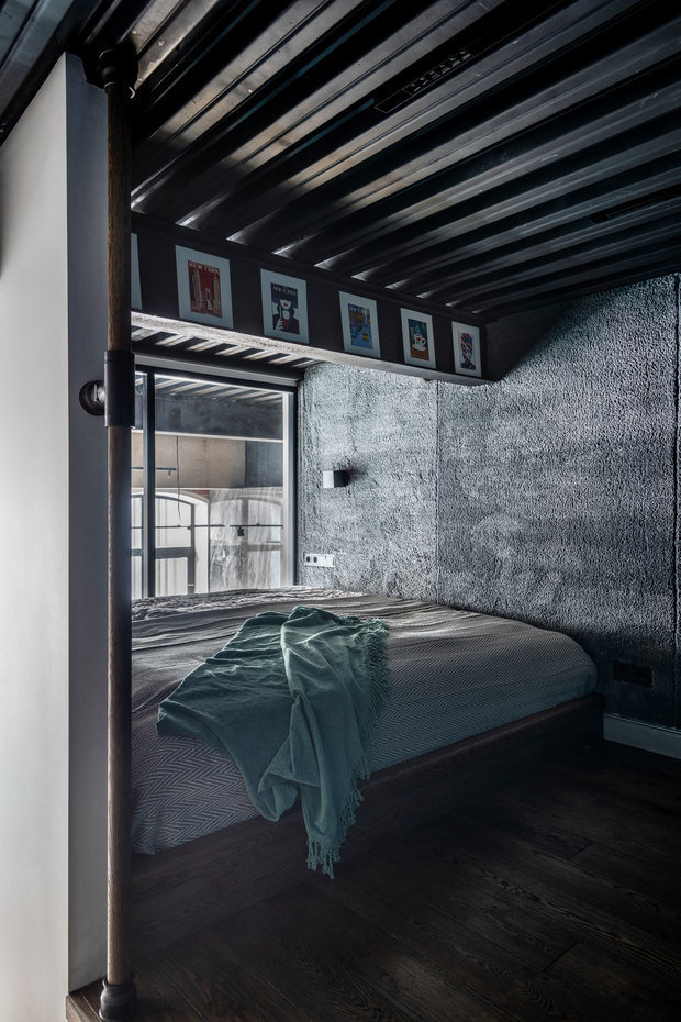 Фотография: Спальня в стиле Лофт, Квартира, Студия, Проект недели, Москва, Кирпичный дом, 40-60 метров, Юлия Сологубова – фото на INMYROOM