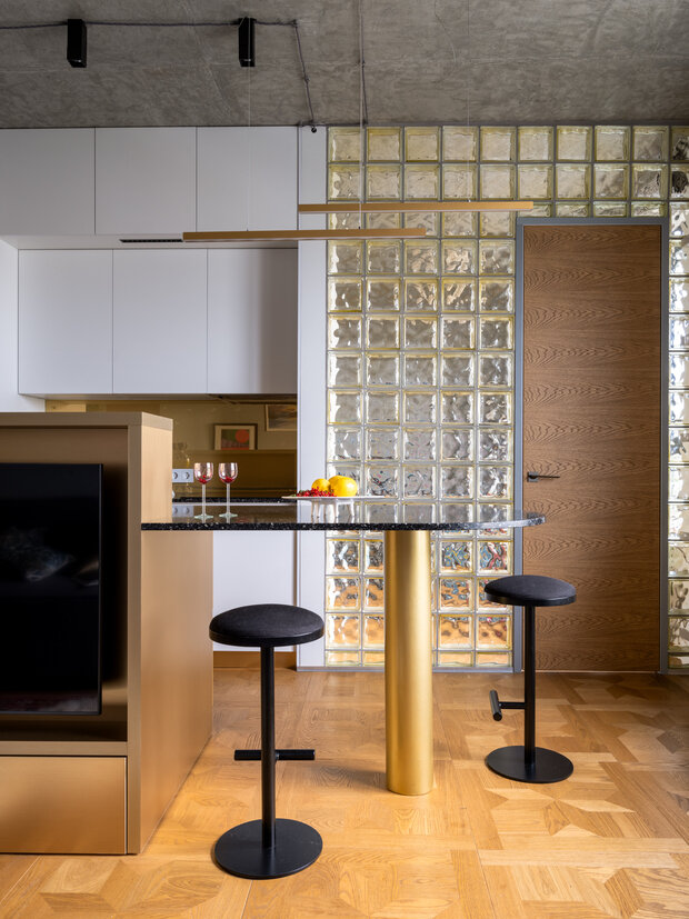 Фотография: Кухня и столовая в стиле Лофт, Современный, Эклектика, Квартира, Проект недели, Москва, 3 комнаты, 40-60 метров, Екатерина Щедрина – фото на INMYROOM