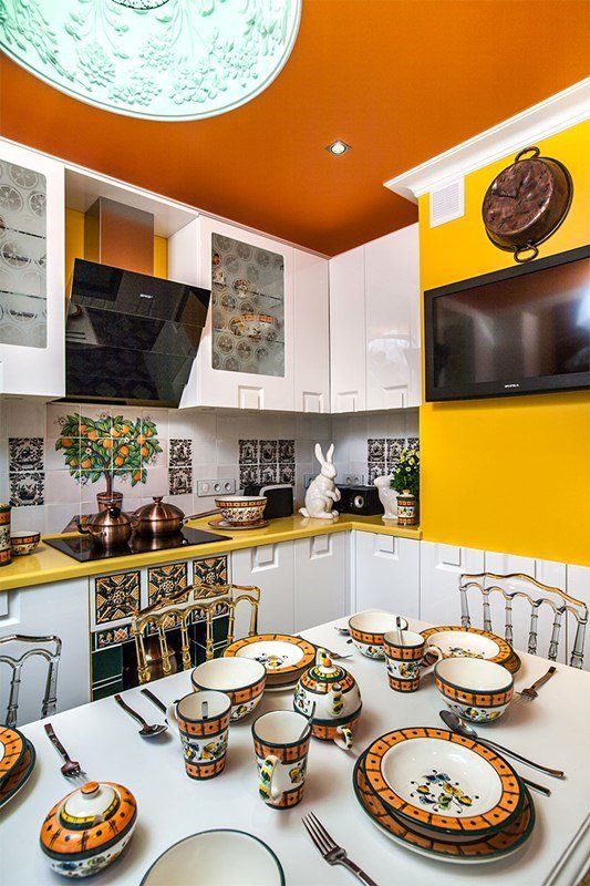 Фотография: Кухня и столовая в стиле Прованс и Кантри, Современный, Эклектика, Интерьер комнат – фото на INMYROOM