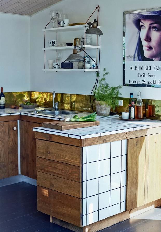 Фотография: Кухня и столовая в стиле Скандинавский, Дом, Планировки, Декор, Терраса, 40-60 метров – фото на INMYROOM