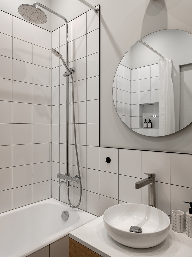 Фотография: Ванная в стиле Скандинавский, Современный, Минимализм, Квартира, Проект дня, Москва, Сталинка, Кирпичный дом, 2 комнаты, 40-60 метров, Sams.Interior, Анна Мальцева, Винтажный – фото на INMYROOM Фотография: Ванная в стиле Скандинавский, Современный, Минимализм, Квартира, Проект дня, Москва, Сталинка, Кирпичный дом, 2 комнаты, 40-60 метров, Sams.Interior, Анна Мальцева, Винтажный – фото на INMYROOM