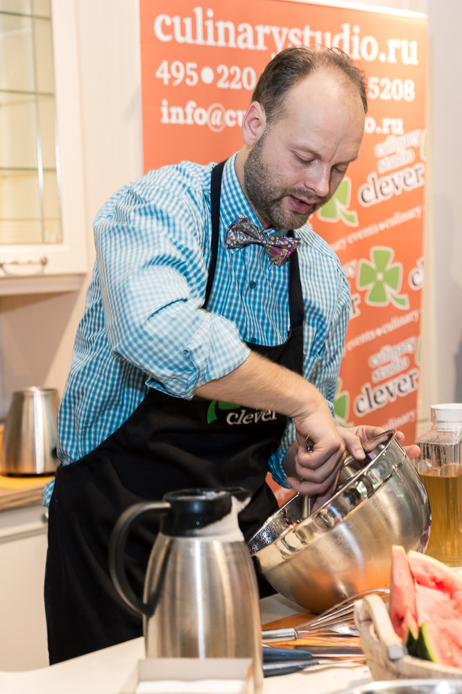 Фотография: Прочее в стиле , Кухня и столовая, Индустрия, Новости, Минимализм, Кулинарная студия Clever, Тема месяца – фото на INMYROOM