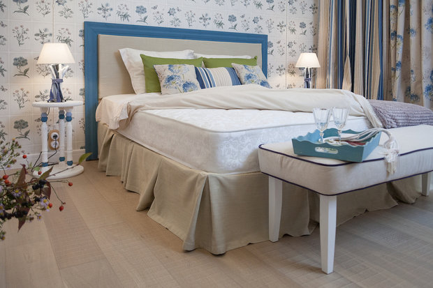 Фотография: Спальня в стиле Прованс и Кантри, Интерьер комнат – фото на INMYROOM