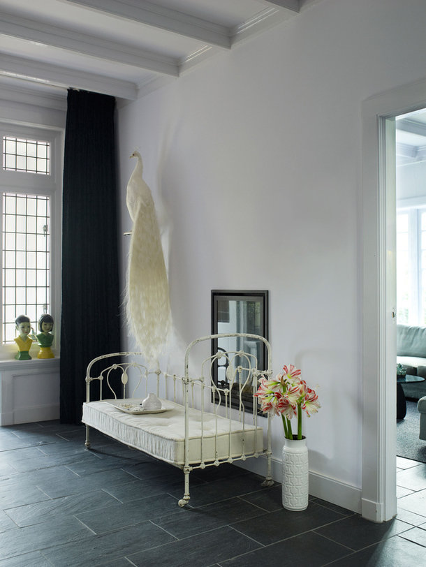 Фотография: в стиле Скандинавский, Эклектика, Декор интерьера, Антиквариат, Праздник, Новый Год – фото на INMYROOM Фотография: в стиле Скандинавский, Эклектика, Декор интерьера, Антиквариат, Праздник, Новый Год – фото на INMYROOM