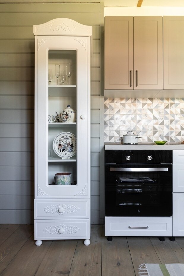 Фотография: Кухня и столовая в стиле Прованс и Кантри, Эклектика, Дом, Анастасия Муравьева, Дом и дача, 2 комнаты, Суздальский район – фото на INMYROOM