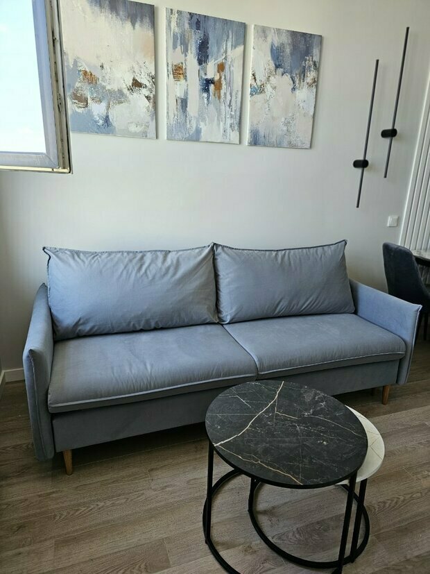 Фото из портфолио Сканди прямой диван – фотографии дизайна интерьеров на INMYROOM