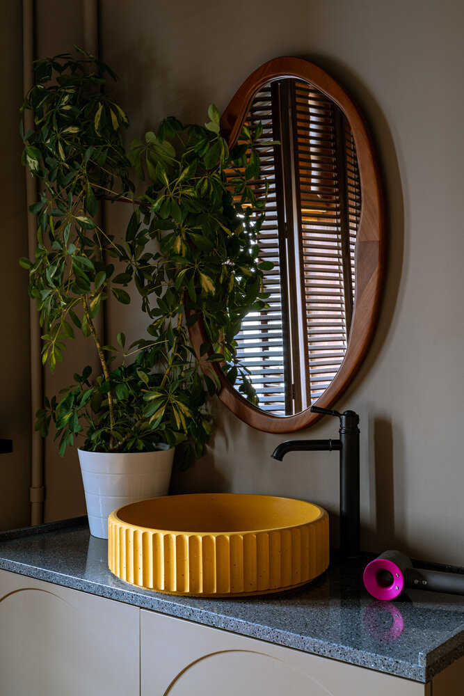 Фотография: Ванная в стиле Современный, Квартира, Проект дня, Сталинка, 3 комнаты, 40-60 метров, фото интерьера, дизайн интерьера фото, эклектика с элементами винтажа – фото на INMYROOM Фотография: Ванная в стиле Современный, Квартира, Проект дня, Сталинка, 3 комнаты, 40-60 метров, фото интерьера, дизайн интерьера фото, эклектика с элементами винтажа – фото на INMYROOM