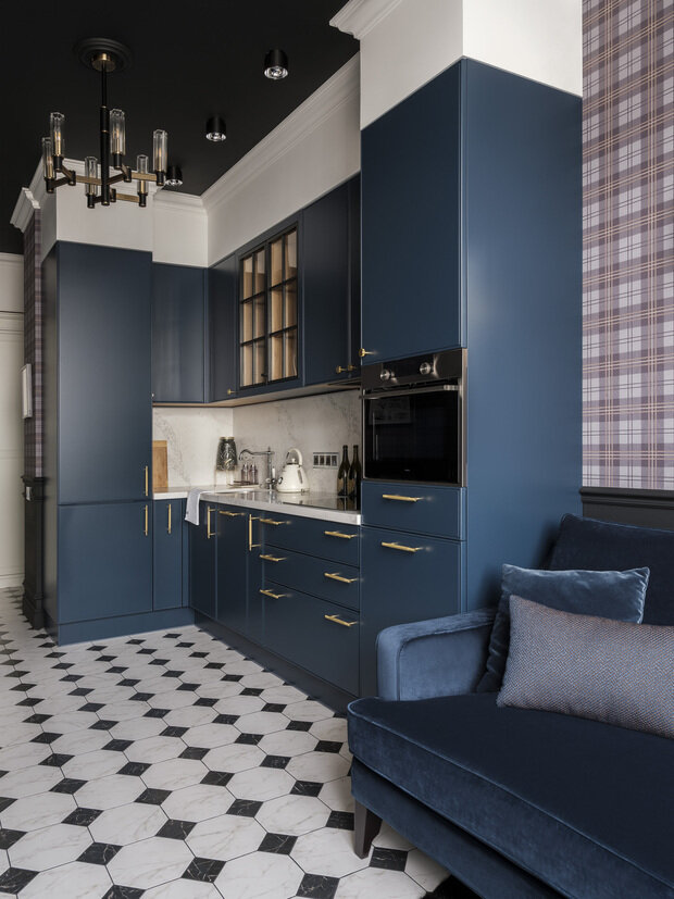 Фотография: Кухня и столовая в стиле Классический, Современный, Эклектика, Квартира, Проект недели, Москва, 2 комнаты, 40-60 метров – фото на INMYROOM