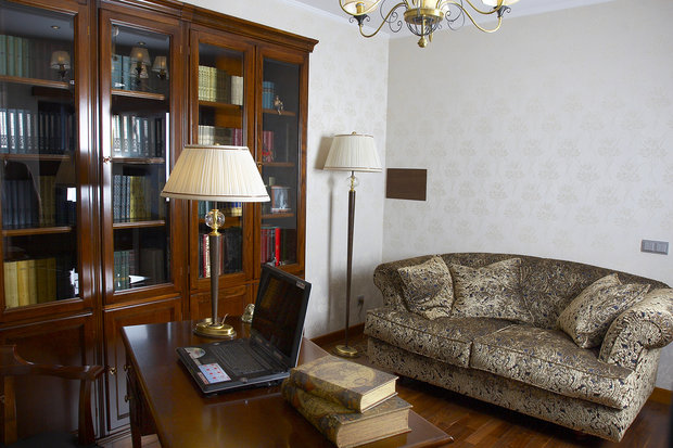 Фотография: Офис в стиле Классический – фото на INMYROOM