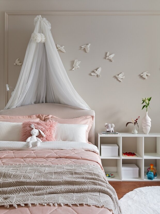 Фотография: Детская в стиле Классический, Современный, Квартира, Проект недели, Санкт-Петербург, Кирпичный дом, 4 и больше, Более 90 метров, Poplavsky group, Ольга Золотухина – фото на INMYROOM