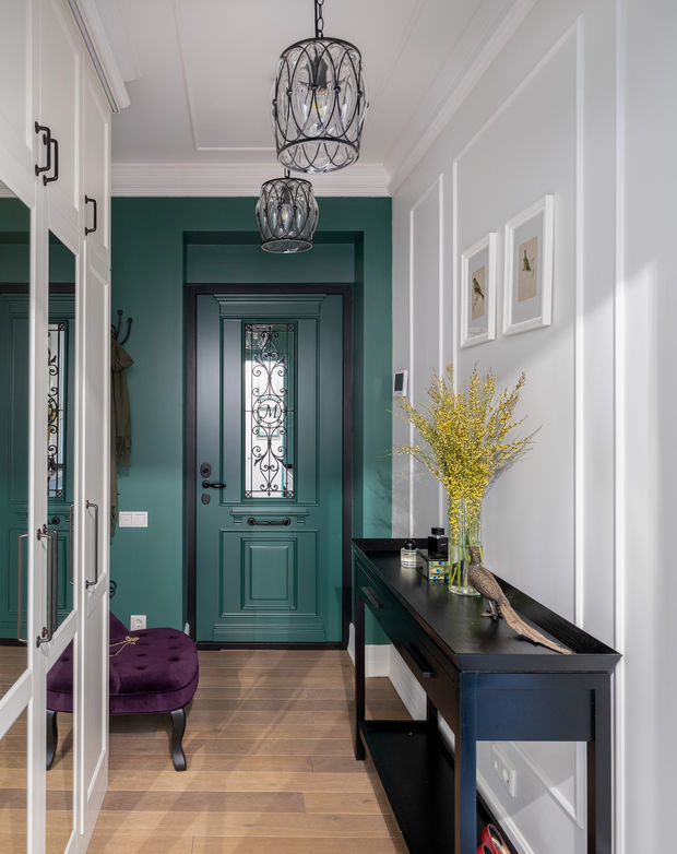 Фотография: Прихожая в стиле Классический, Кухня и столовая, Ванная, Спальня, Квартира, Проект недели, Зеленый, Розовый, Голубой, 1 комната, 40-60 метров, ПРЕМИЯ INMYROOM – фото на INMYROOM