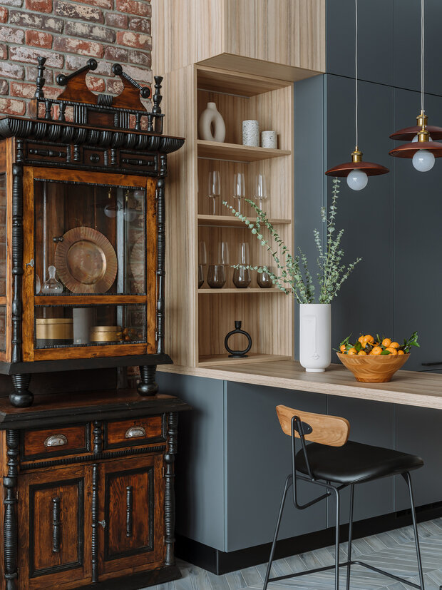 Фотография: Кухня и столовая в стиле Лофт, Эклектика, Квартира, Студия, Проект недели, Москва, 40-60 метров, Яна Ухова, KLЯksa-design – фото на INMYROOM