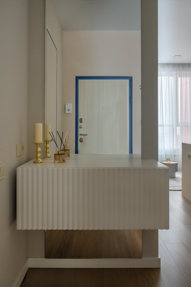 Фотография: в стиле , Современный, Малогабаритная квартира, Квартира, Проект дня, Москва, Монолитный дом, 1 комната, до 40 метров, Евгения Акимова, фото интерьера, дизайн интерьера фото – фото на INMYROOM