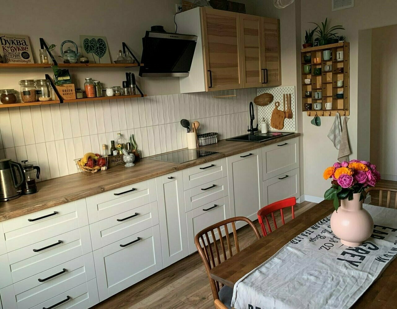 Фотография: в стиле , Кухня и столовая, Ремонт на практике, Гид – фото на INMYROOM