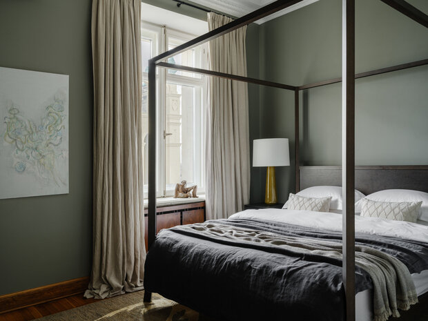Фотография: Спальня в стиле Современный, Эклектика, Квартира, Проект дня, Москва, Сталинка, 3 комнаты, 60-90 метров, Айя Лисовая – фото на INMYROOM