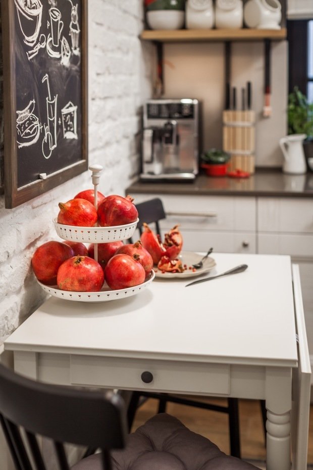 Фотография: Кухня и столовая в стиле Лофт, Скандинавский, Квартира, Проект недели, Евгения Лыкасова, Панельный дом, 2 комнаты, 40-60 метров – фото на INMYROOM