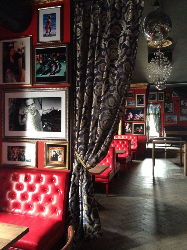 Фото из портфолио Бар SORRY, MAMA – фотографии дизайна интерьеров на INMYROOM