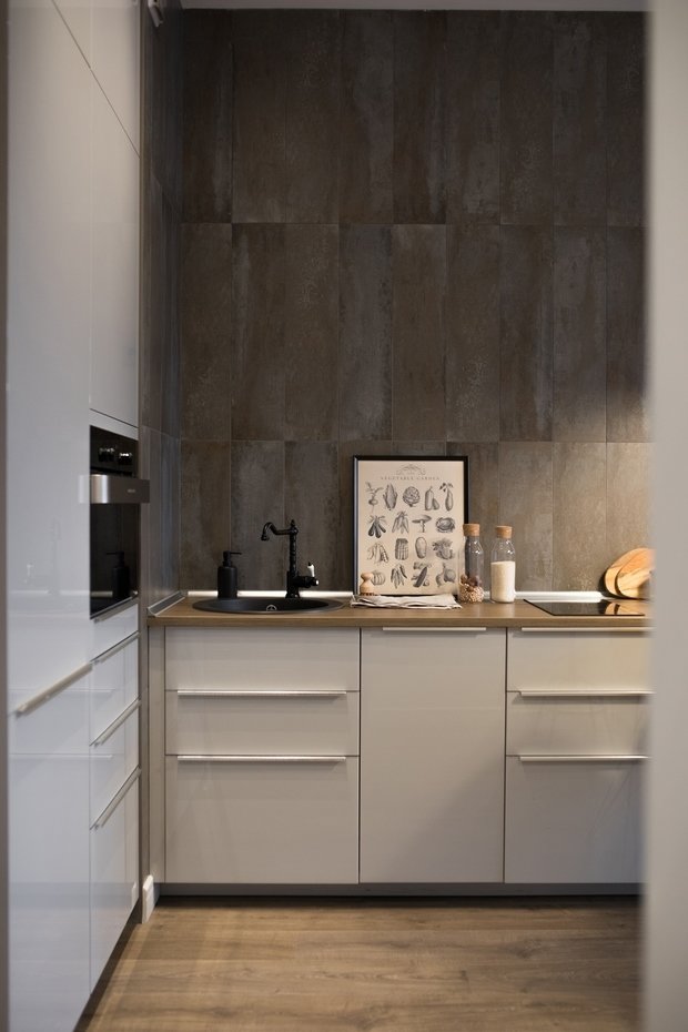 Фотография: Кухня и столовая в стиле Современный, Минимализм, Квартира, Проект недели, Санкт-Петербург, 2 комнаты, 40-60 метров, Ольга Артемова – фото на INMYROOM