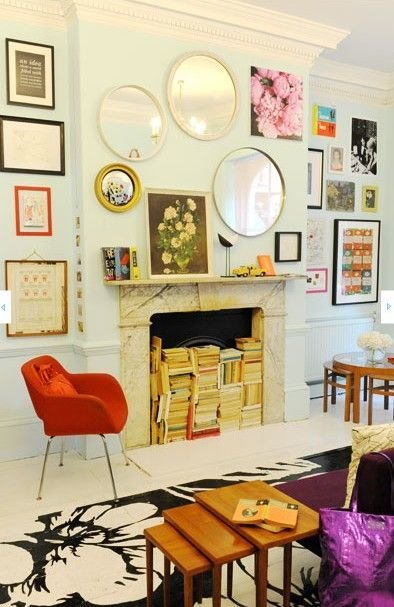 Фотография: Гостиная в стиле Скандинавский, Декор интерьера, Декор, Домашняя библиотека, как разместить книги в интерьере, книги в интерьере – фото на INMYROOM