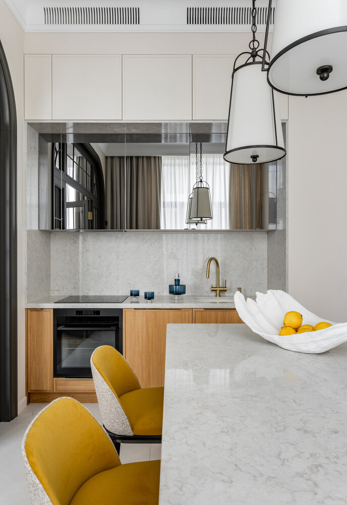 Фотография: Кухня и столовая в стиле Современный, Квартира, Проект дня, Москва, 4 и больше, Более 90 метров, Виктория Колесникова – фото на INMYROOM Фотография: Кухня и столовая в стиле Современный, Квартира, Проект дня, Москва, 4 и больше, Более 90 метров, Виктория Колесникова – фото на INMYROOM