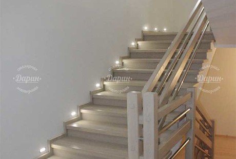 Современная комбинированная лестница