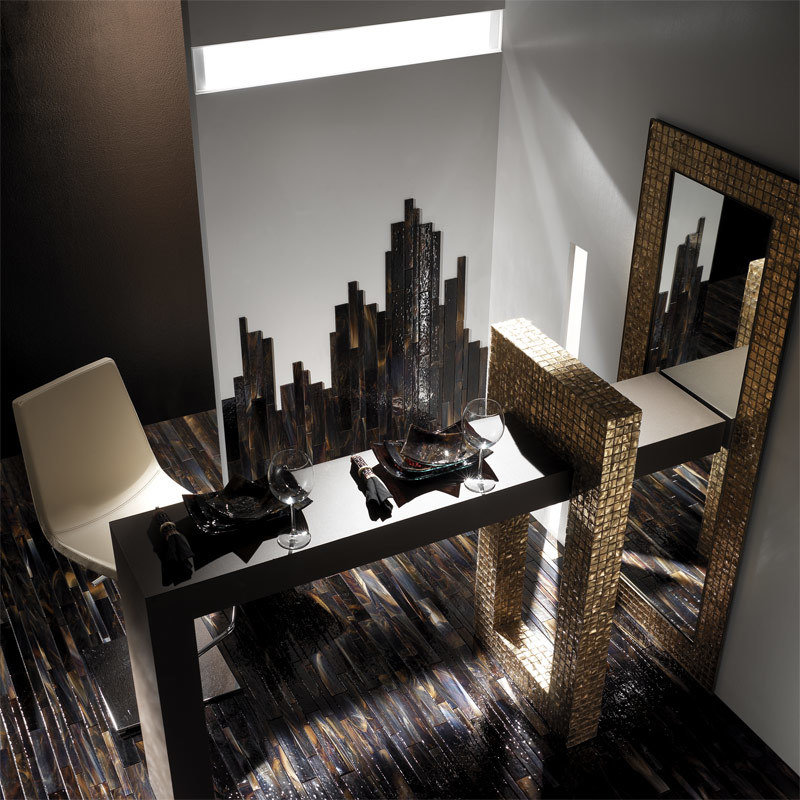 Фотография: в стиле , Декор интерьера, Декор, Советы, мозаика на кухне, мозаика в интерьере, мозаичное панно в интерьере, мозаика на кухонном фартуке, мозаика на полу, мозаика в ванной комнате, мозаика в санузле, декор мебели мозаикой, декор каминного портала мозаикой, каминный портал из мозаики – фото на INMYROOM