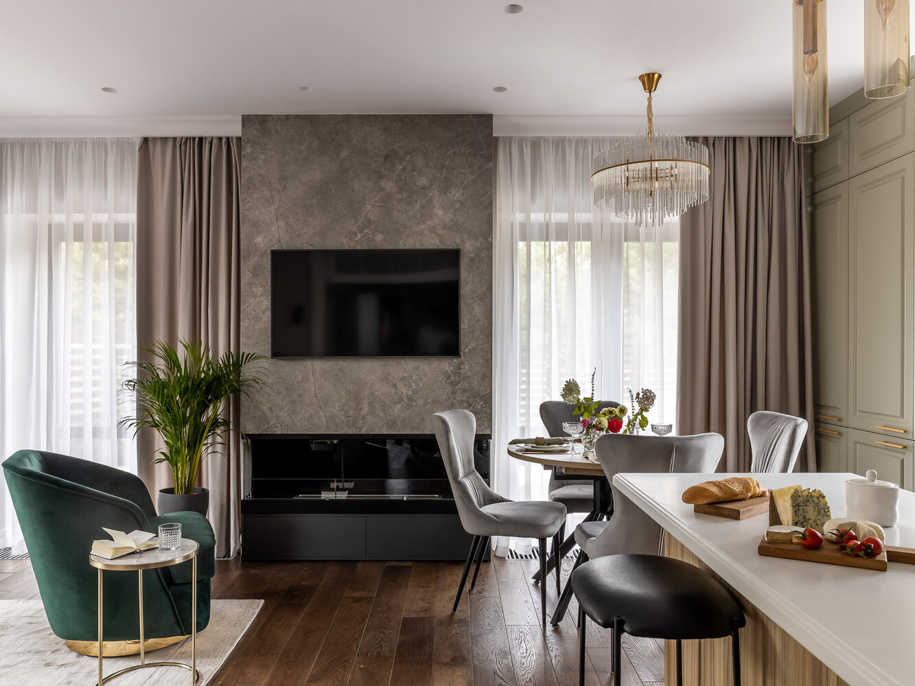 Фотография: Кухня и столовая в стиле Современный, Классический, Дом, Проект дня, Дача, Дом и дача, Artek Design Studio, 4 и больше, Более 90 метров, Оксана Агапонова, Самарская область, строительство дома, фото интерьера – фото на INMYROOM Фотография: Кухня и столовая в стиле Современный, Классический, Дом, Проект дня, Дача, Дом и дача, Artek Design Studio, 4 и больше, Более 90 метров, Оксана Агапонова, Самарская область, строительство дома, фото интерьера – фото на INMYROOM