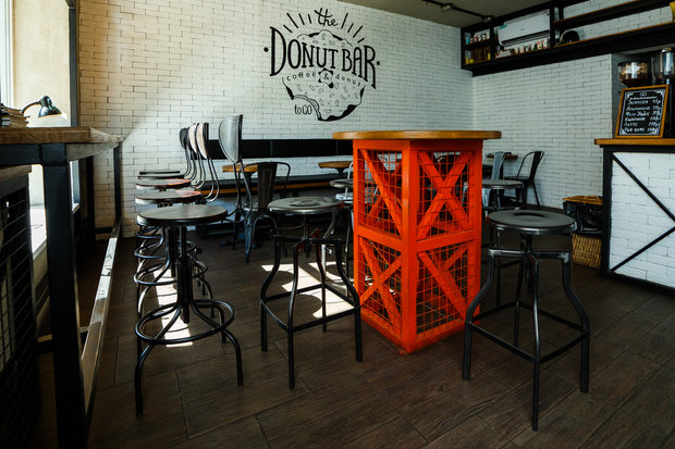 Фото из портфолио DONUT BAR, Курск – фотографии дизайна интерьеров на INMYROOM