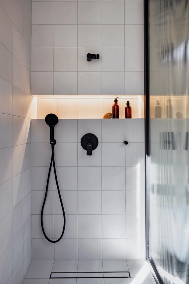 Фотография: Ванная в стиле Современный, Эклектика, Эко, Проект недели, Дом и дача, Кирпичный дом, Более 90 метров – фото на INMYROOM