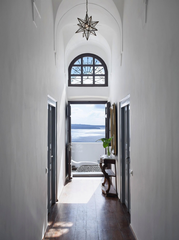 Фото из портфолио Люкс в пещере на греческом острове Санторини – фотографии дизайна интерьеров на INMYROOM