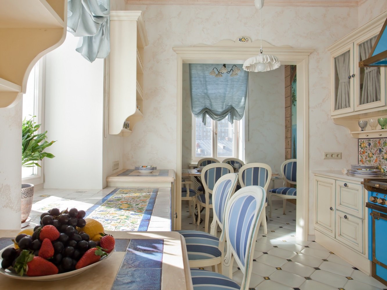 Фото из портфолио Проект квартиры на Лиховом переулке – фотографии дизайна интерьеров на INMYROOM Фото из портфолио Проект квартиры на Лиховом переулке – фотографии дизайна интерьеров на INMYROOM