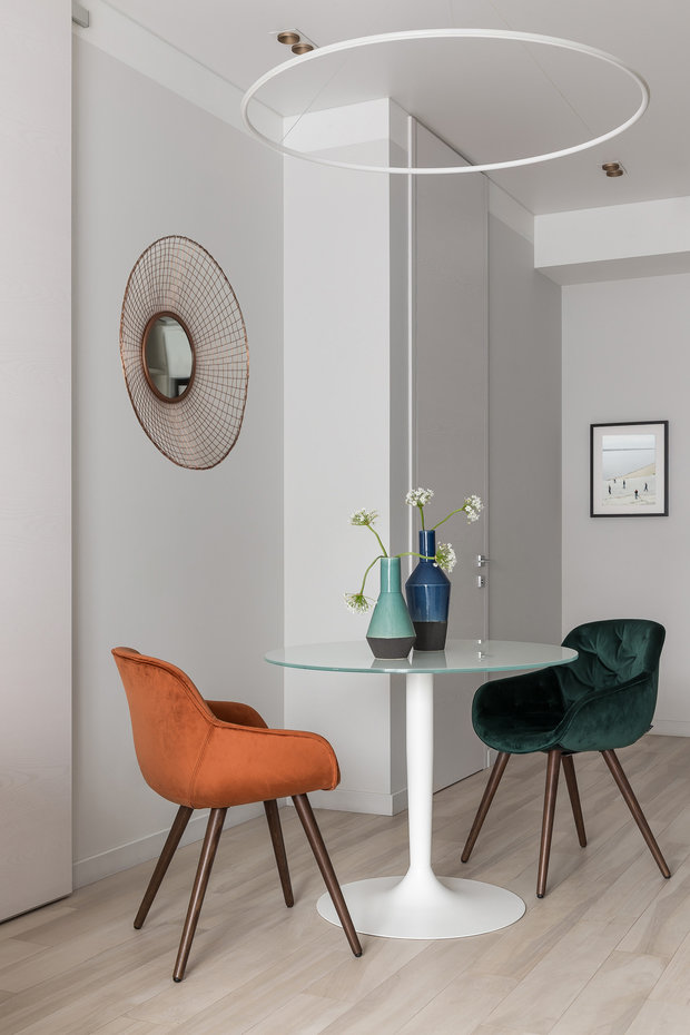 Фотография: Кухня и столовая в стиле Современный, Малогабаритная квартира, Квартира, Проект недели, Москва, 2 комнаты, до 40 метров, Яна Рябченко, Yosign – фото на INMYROOM