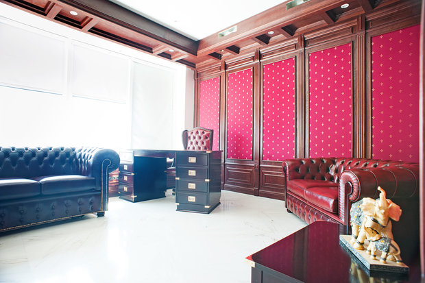 Фото из портфолио офис – фотографии дизайна интерьеров на INMYROOM