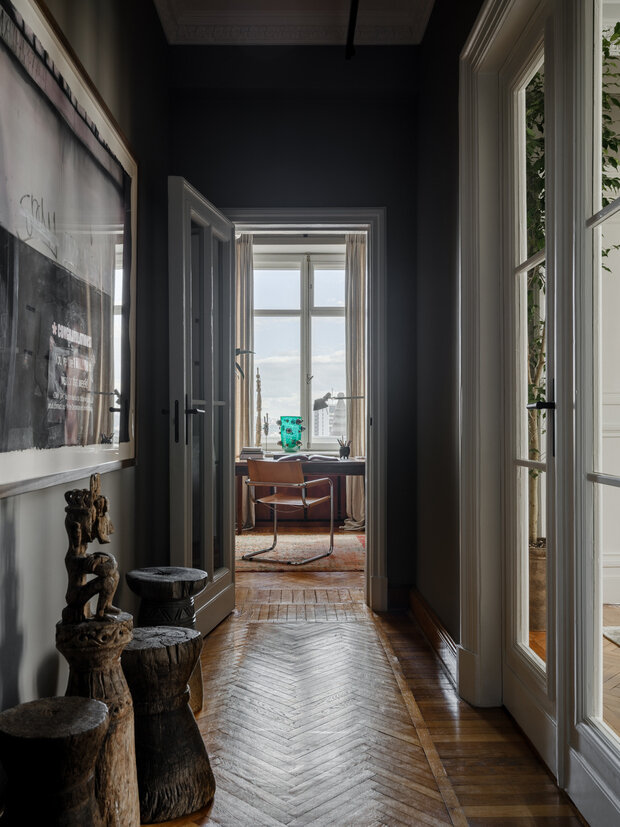 Фотография: Прихожая в стиле Современный, Эклектика, Квартира, Проект дня, Москва, Сталинка, 3 комнаты, 60-90 метров, Айя Лисовая – фото на INMYROOM