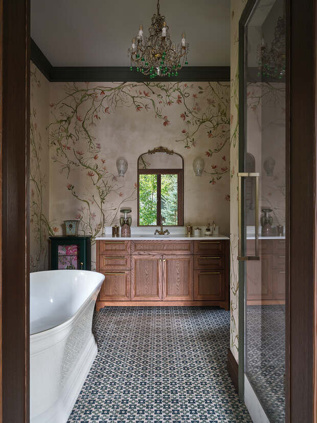 Фотография: Ванная в стиле Классический, Проект дня, Дача, Подмосковье, Дом и дача, Истринский район, Кирпичный дом, 3 комнаты, Более 90 метров, Дженнет Койтемирова, классический с элементами викторианского и английского стиля – фото на INMYROOM