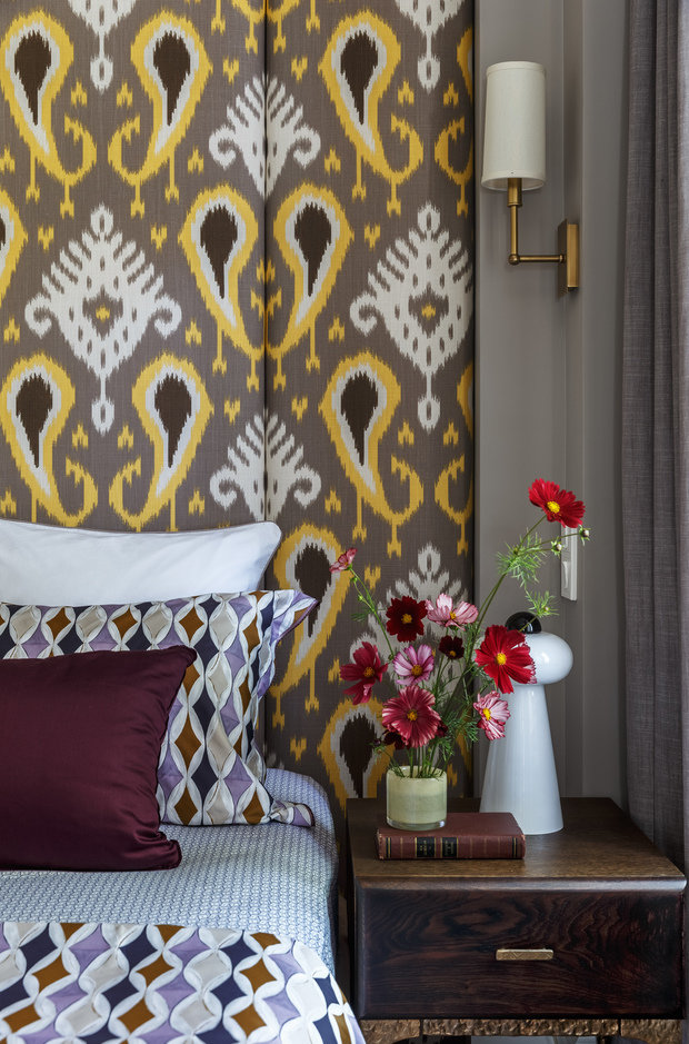 Фотография: Спальня в стиле Восточный, Эклектика, Квартира, Проект недели, Москва, Сергей Красюк, Старый фонд, Кирпичный дом, 4 и больше, Более 90 метров, Мария Пилипенко – фото на INMYROOM
