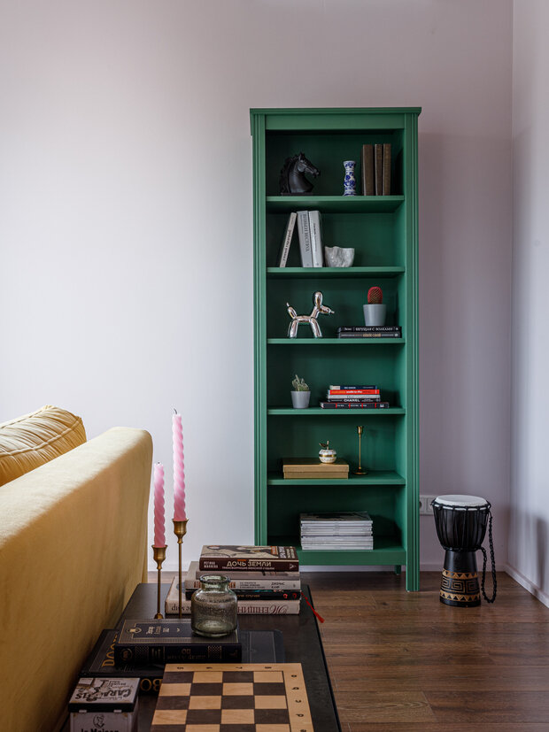 Фотография: Гостиная в стиле Современный, Эклектика, Дом, Проект дня, Дом и дача, Кирпичный дом, 60-90 метров, Уфа – фото на INMYROOM